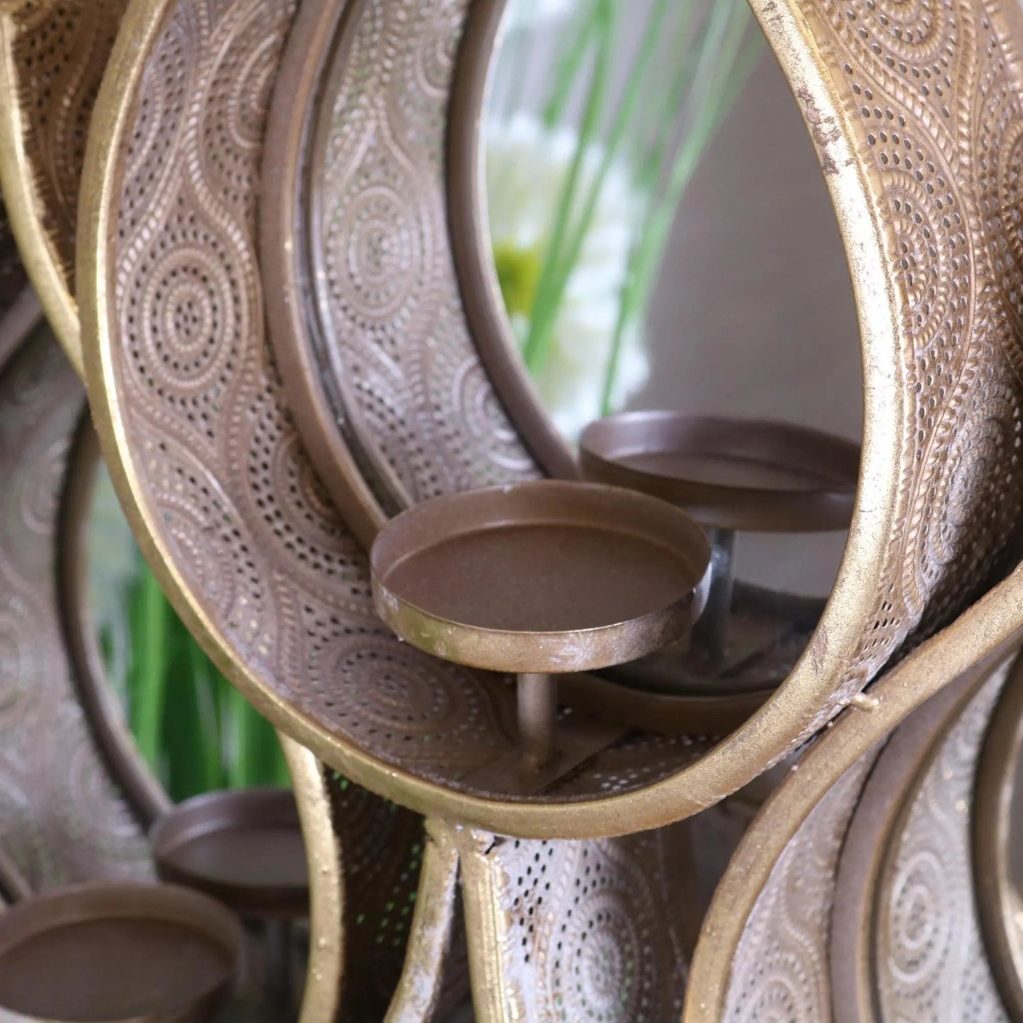 Belluri Raindrop Mirror with Candle Holders