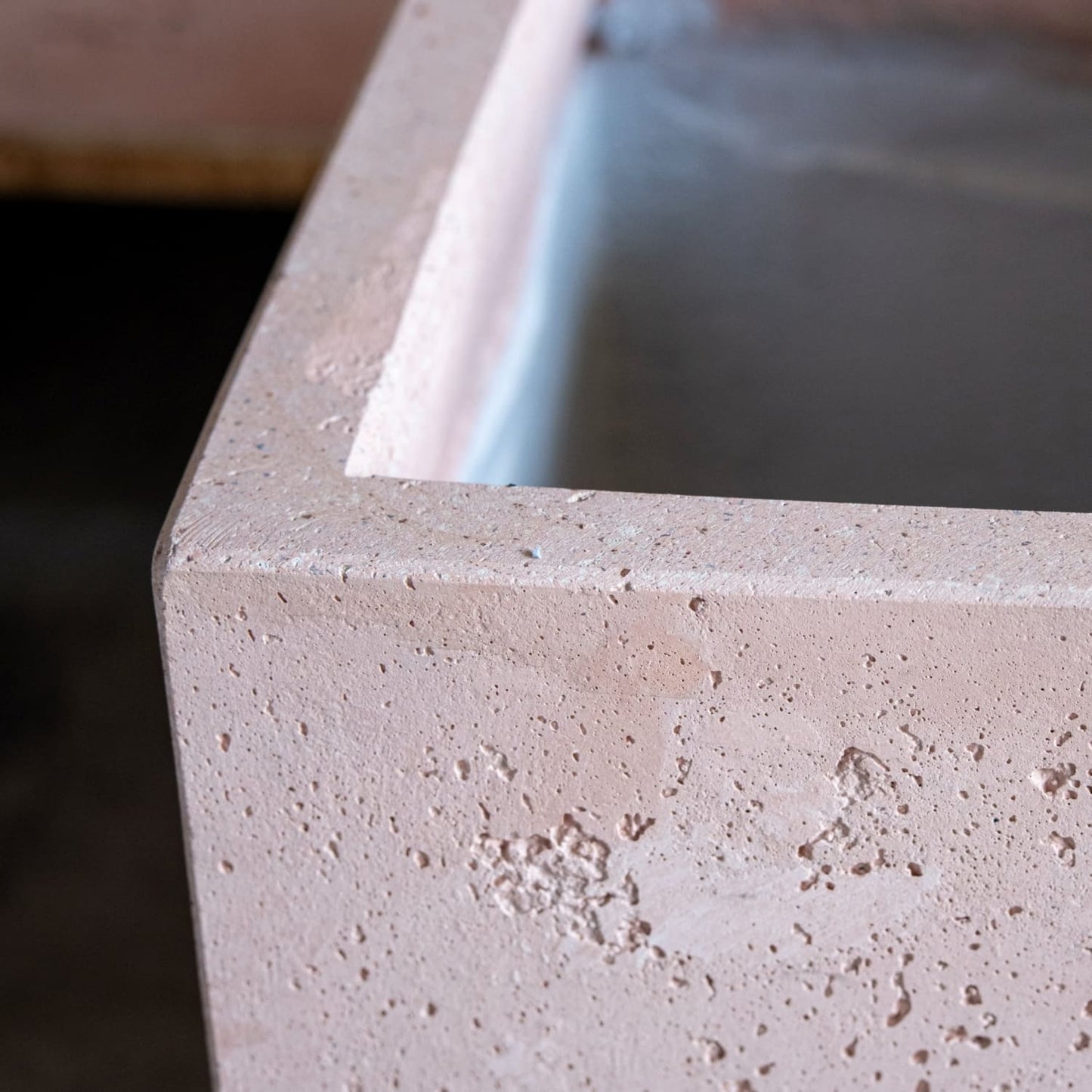 Cubrosa | Blushstone – 30cm Medium Square Concrete Planter – 14L Cube Plant Pot
